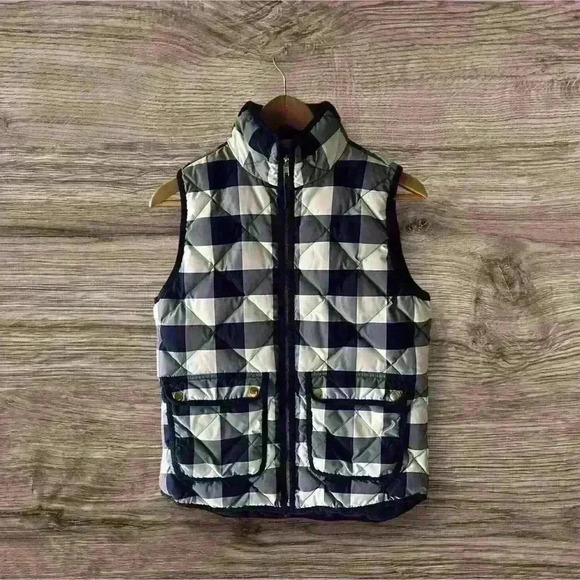 JCREW - Women’s puffer vest in gingham navy and white check. Size XS - Picture 1 of 8